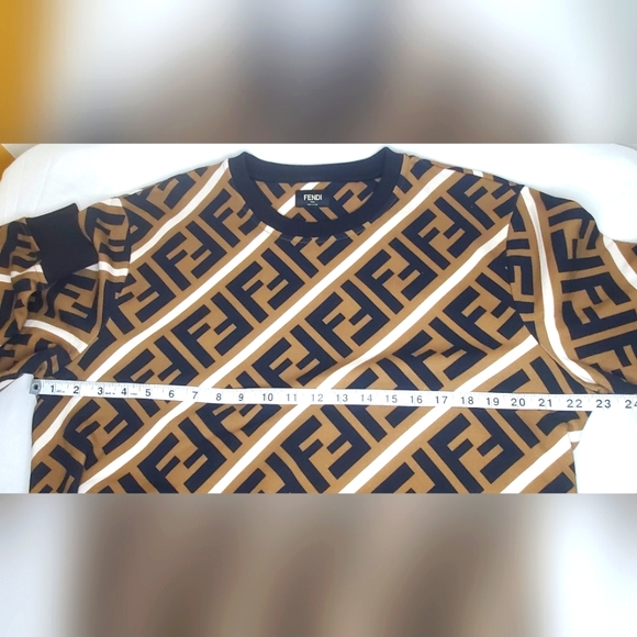 NWOT Fendi Size XL Men's FF Monogram Crewneck Sweatshirt -Made In Italy 6828 - Picture 9 of 14
